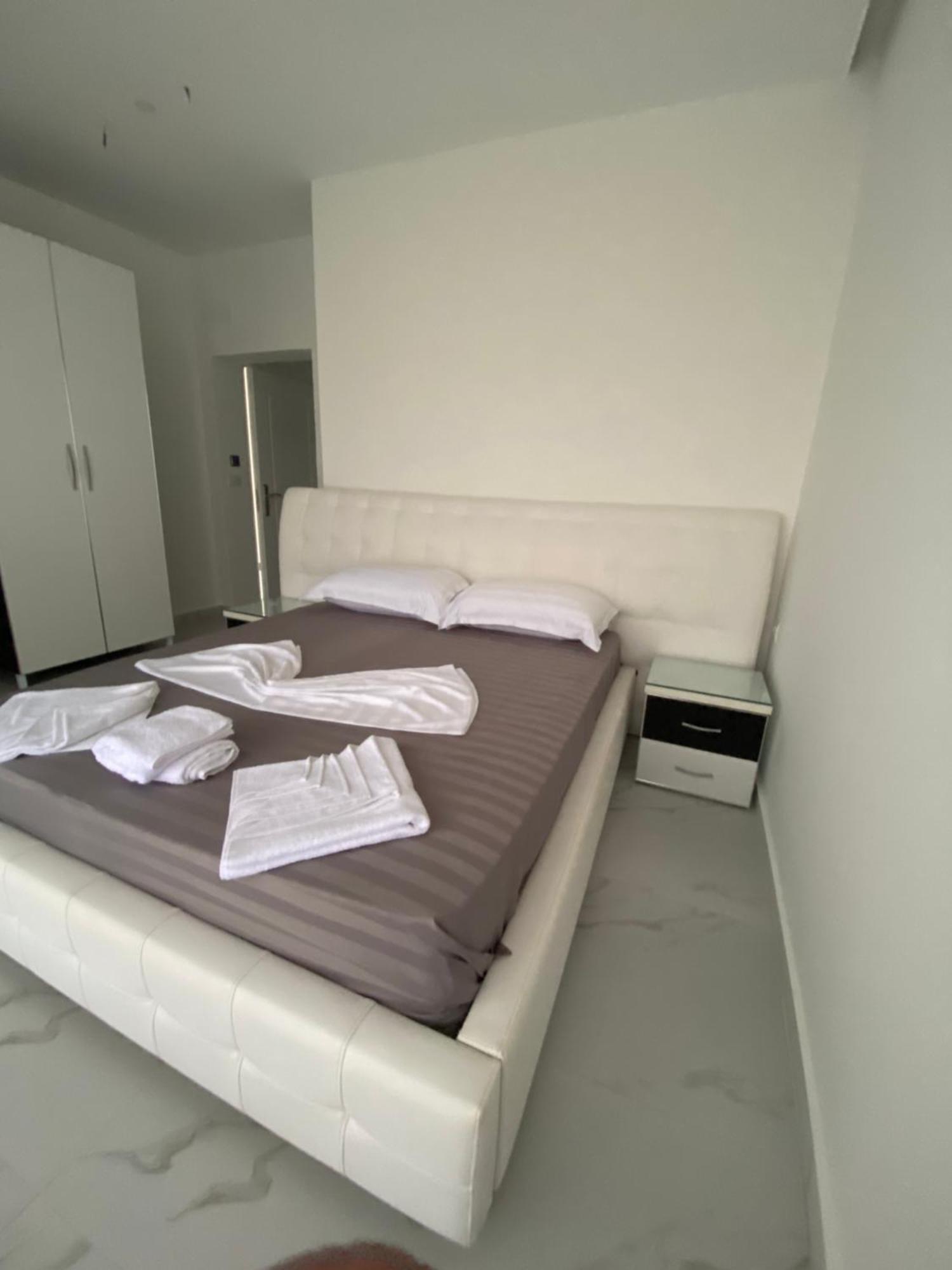 Irdi Aparthotel คซามิล ภายนอก รูปภาพ