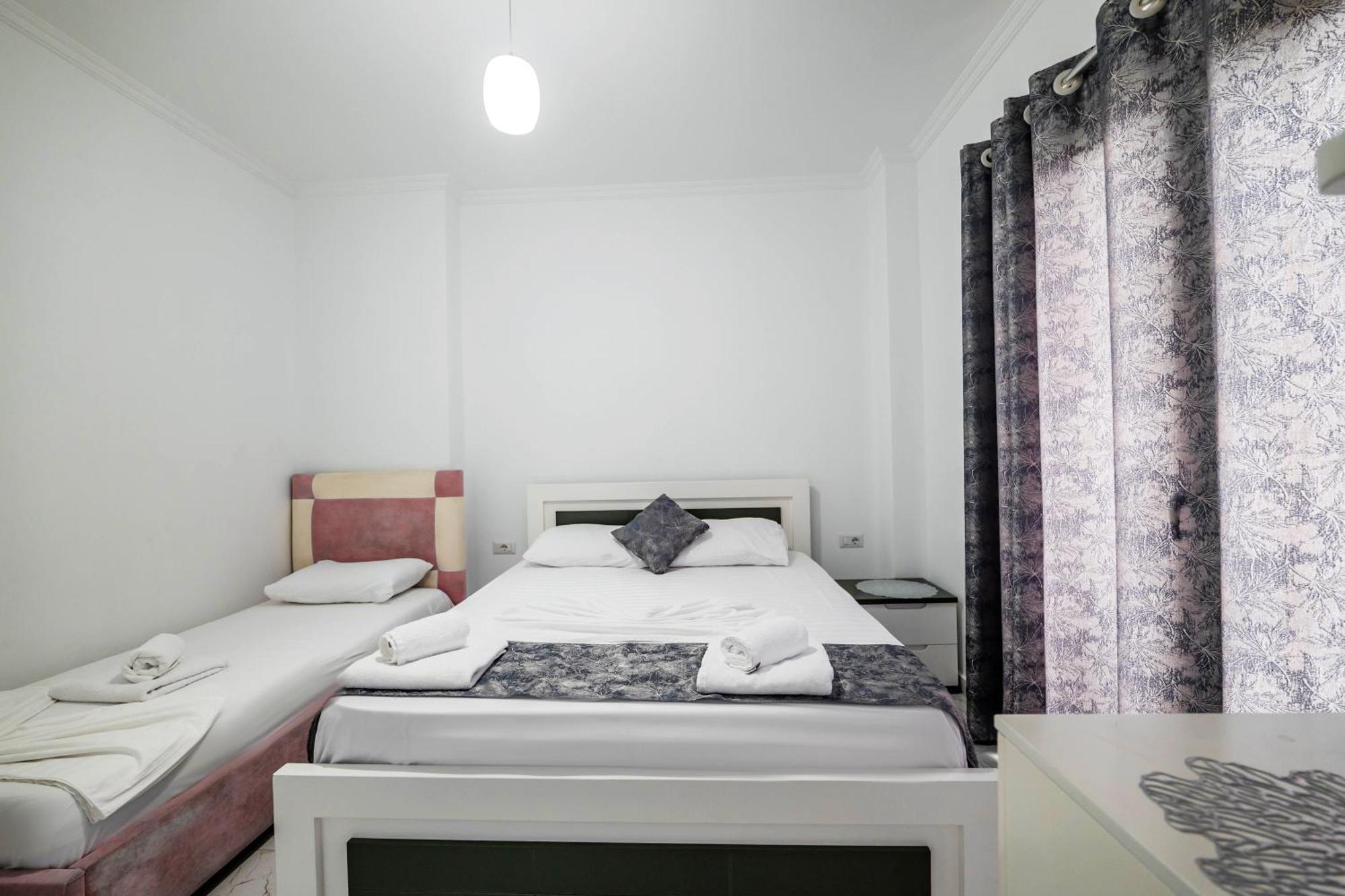 Irdi Aparthotel คซามิล ภายนอก รูปภาพ