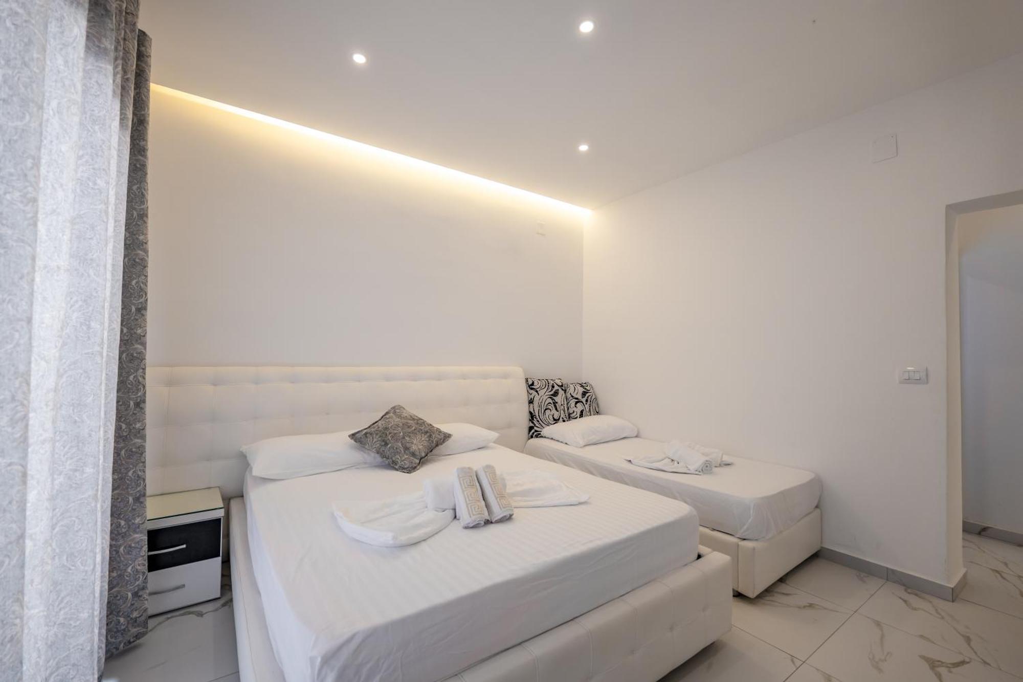 Irdi Aparthotel คซามิล ภายนอก รูปภาพ