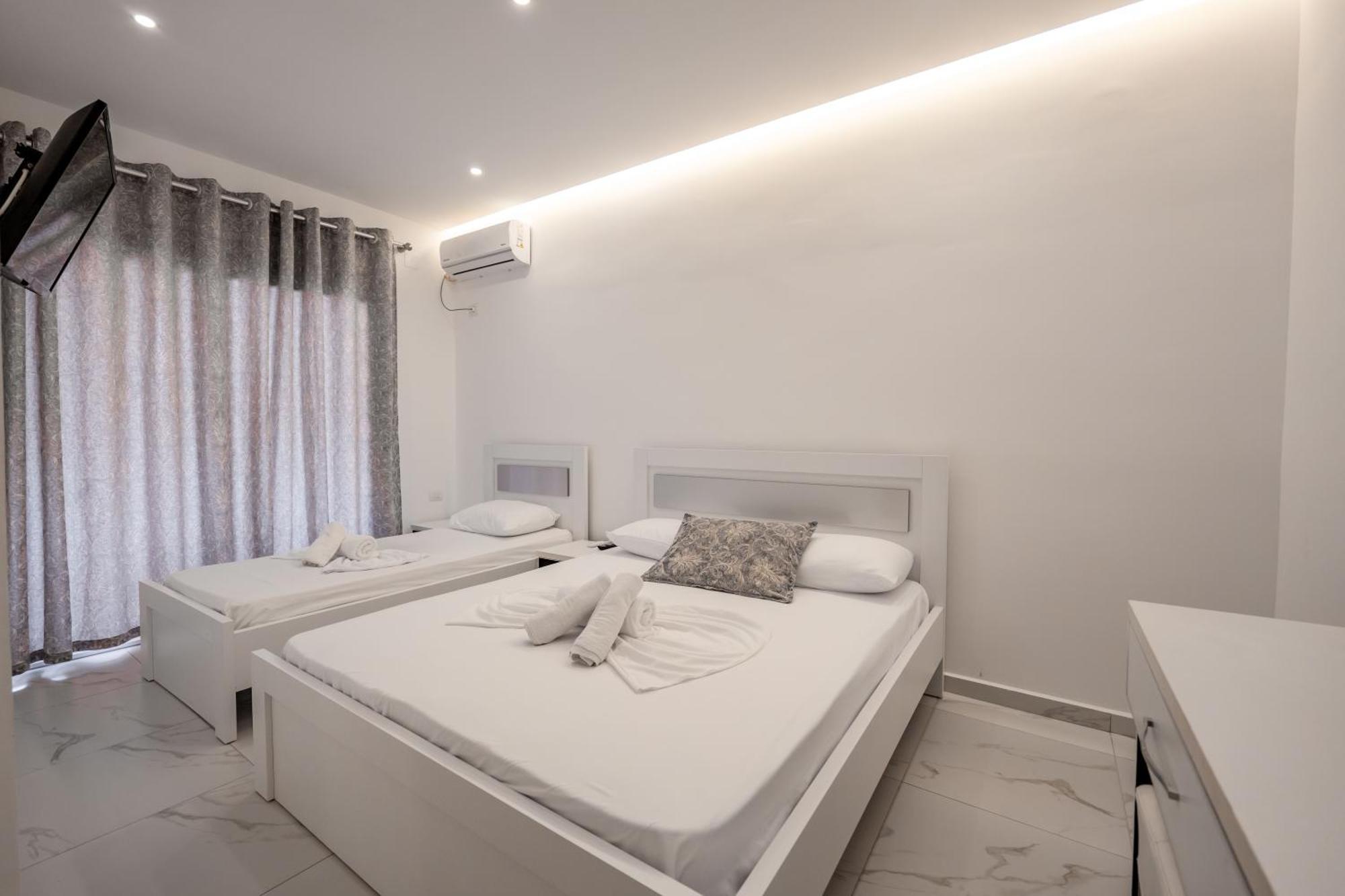 Irdi Aparthotel คซามิล ภายนอก รูปภาพ